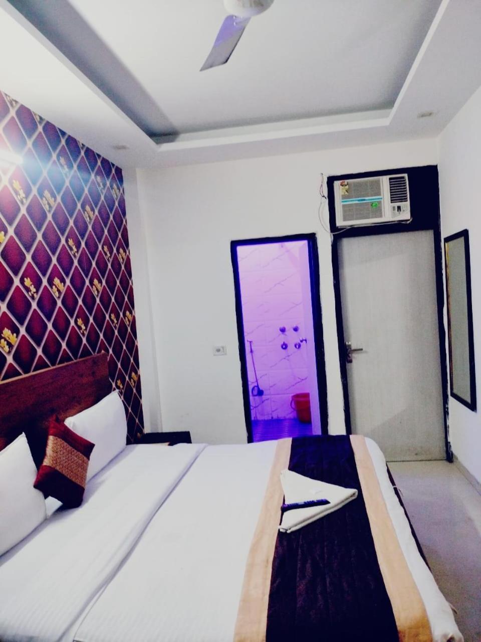 Suites Admiral Delhi Airport New Delhi Extérieur photo