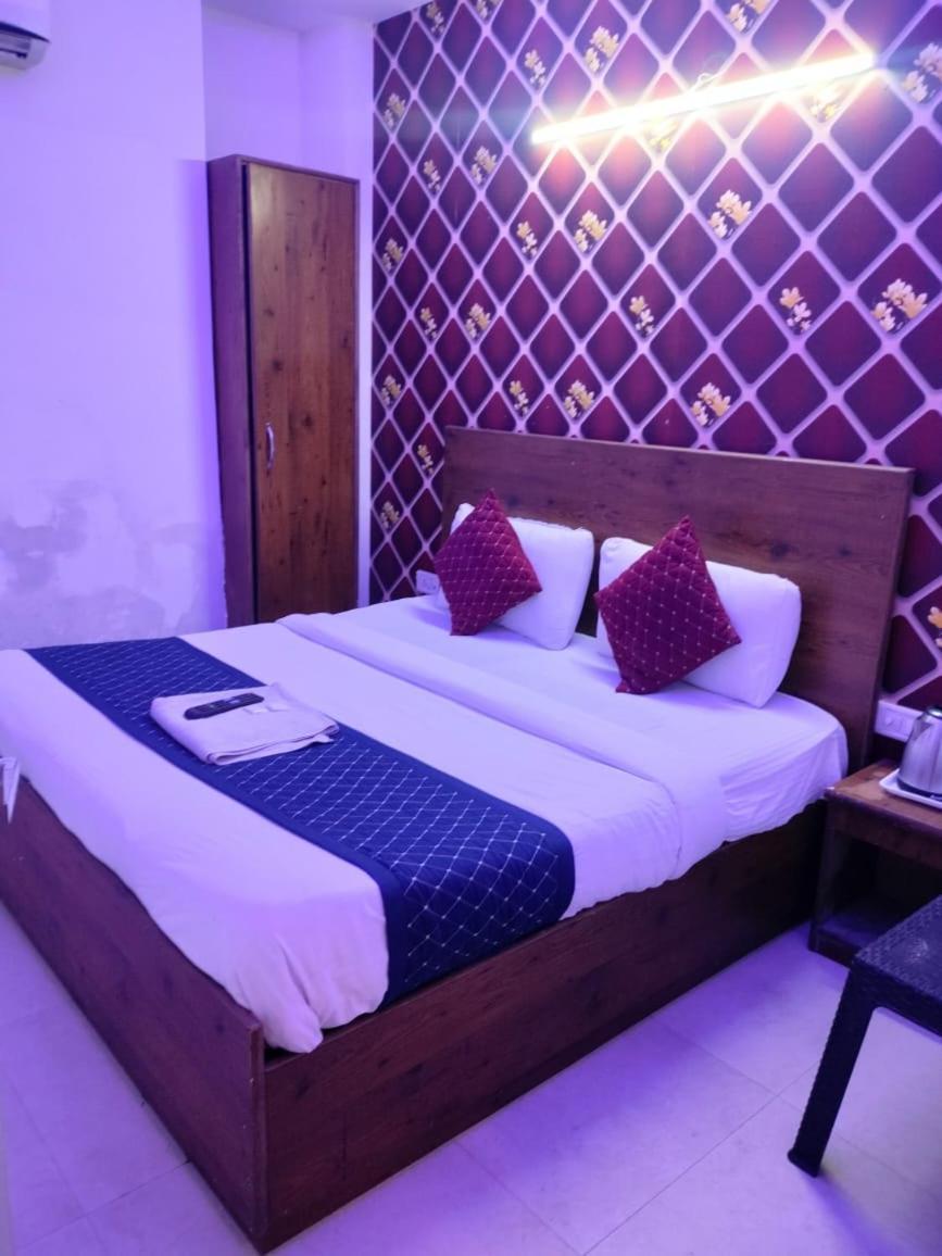Suites Admiral Delhi Airport New Delhi Extérieur photo