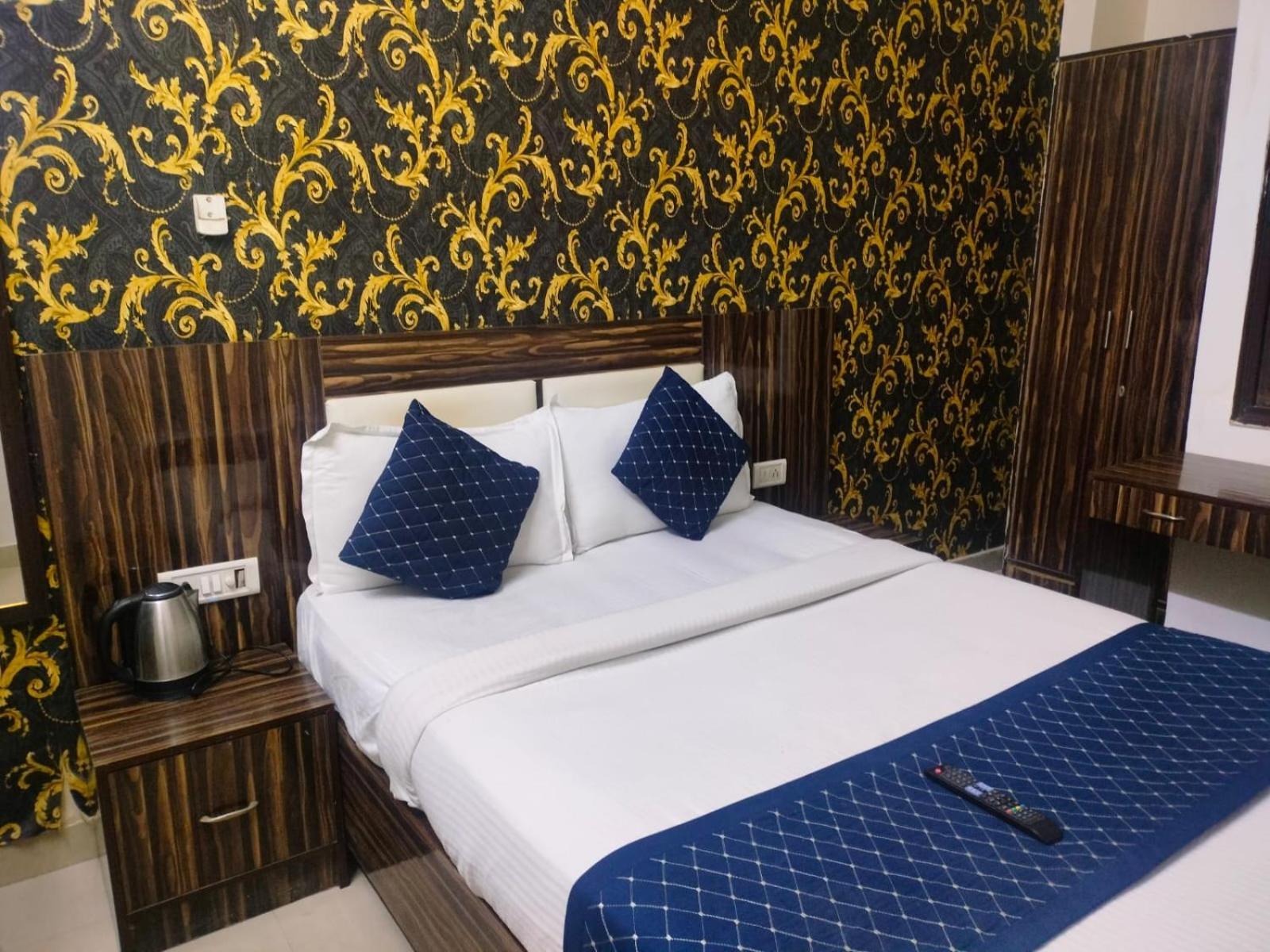 Suites Admiral Delhi Airport New Delhi Extérieur photo